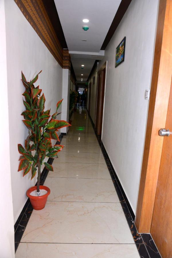 Hotel Asopalav กันตินาการ์ ภายนอก รูปภาพ