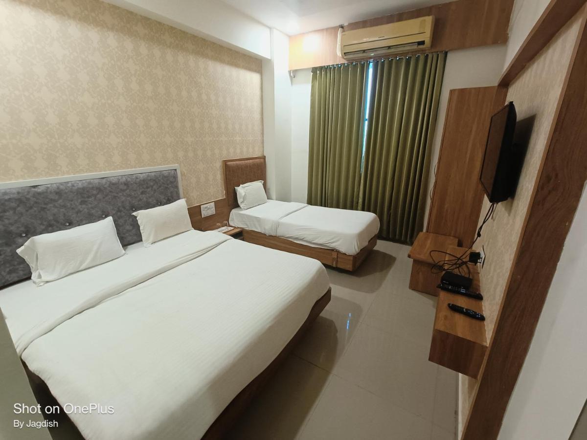 Hotel Asopalav กันตินาการ์ ภายนอก รูปภาพ