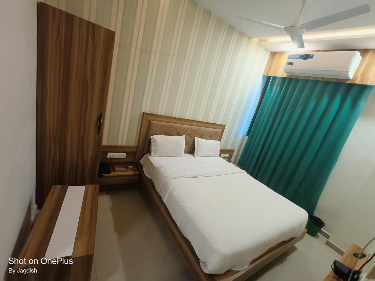 Hotel Asopalav กันตินาการ์ ภายนอก รูปภาพ